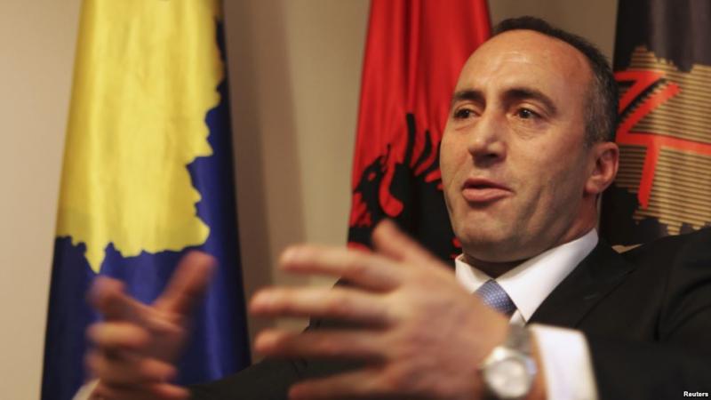 Kosovski politik, nekdanji haaški obtoženec Ramush Haradinaj, ostaja v francoskem priporu