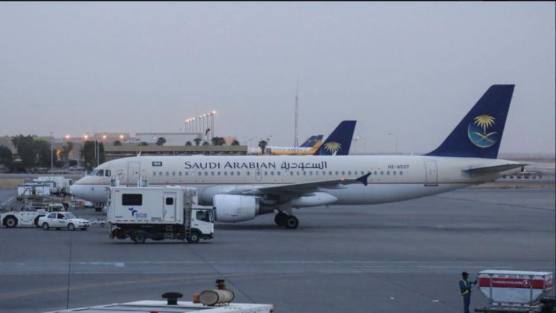 Riad je postal ključna pot za evakuacijo super bogatih iz Abu Dabija in Dubaja