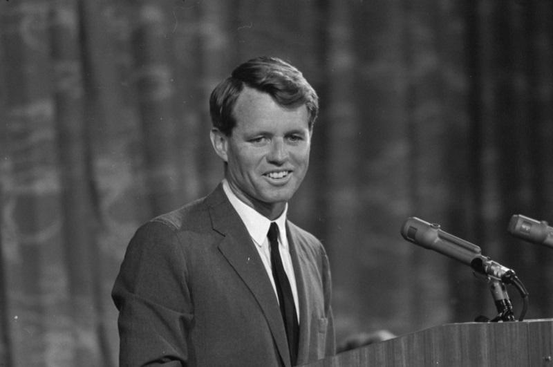 Pred 50 leti je bil ustreljen predsedniški kandidat demokratov Robert Kennedy 