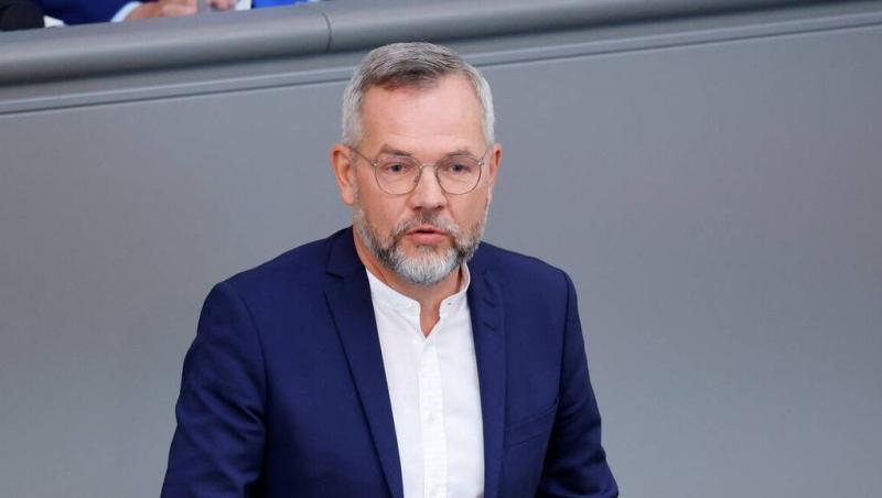 Predsednik zunanjepolitičnega odbora Bundestaga: Ne moremo se več zanesti na ZDA!
