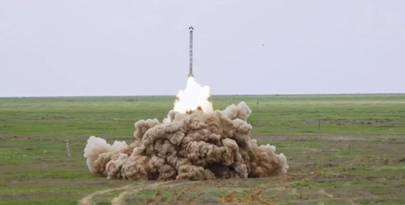 Medvedjev: Rusija preizkusila nove rakete (VIDEO)