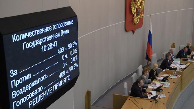 Ruski poslanci ameriškim medijem onemogočili vstop v dumo