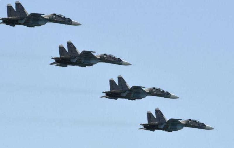 Izzivanje nad Ohotskim morjem: Ruska letala vzletela iz oporišč, da bi prestregla ameriške bombnike