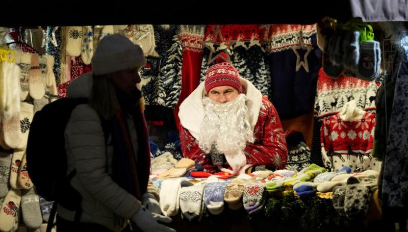 Igrače in knjige tarče nemške pedantnosti: Sankcionirajo tudi ruskega Dedka Mraza