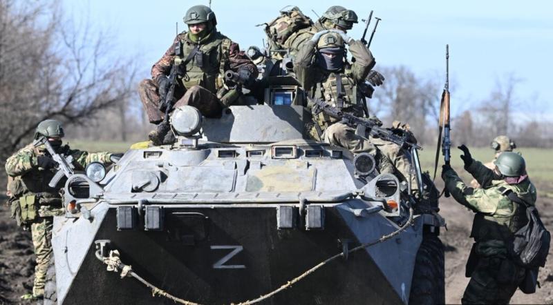 Poljska poziva NATO: Pripravite se na neposredni spopad z Rusijo