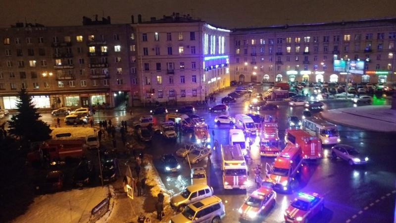 V eksploziji v supermarketu v Sankt Peterburgu več ranjenih