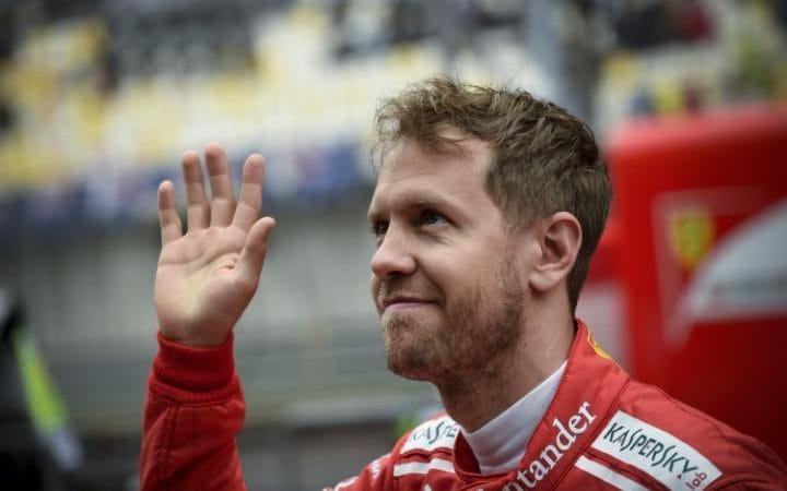 Vettel najhitrejši na zadnjem prostem treningu