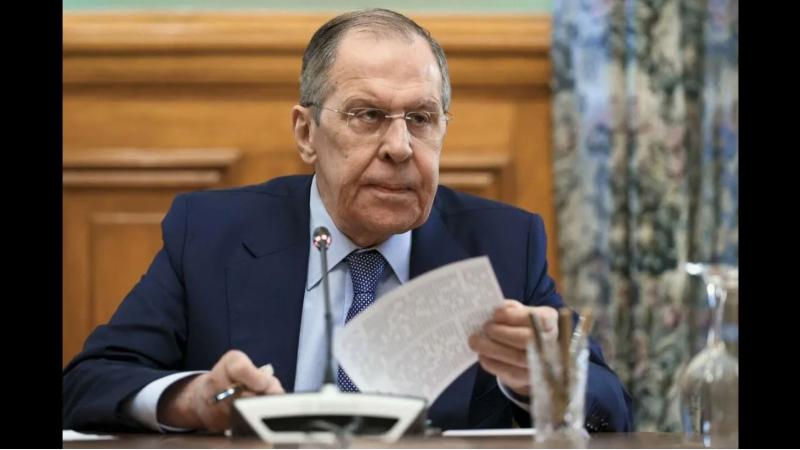 Lavrov: Rusija bo ukrepala ostreje, vendar se ne bo spustila do metod Ukrajine, odgovorili bomo na evropsko piratstvo!