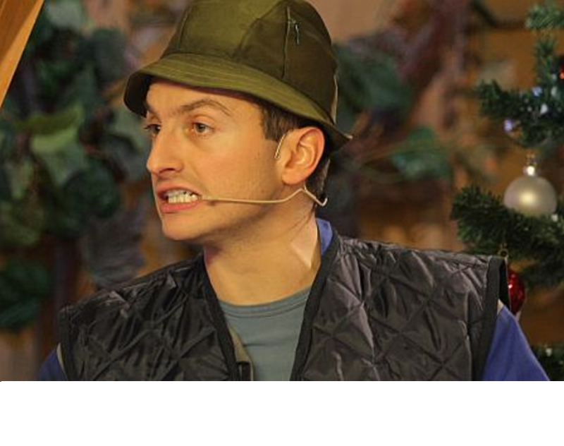 Bojan Križar: »Voditeljica parainformativnih TV SLO oddaj je izustila nov naziv za predsednika vlade: Marjan Šalec.« 