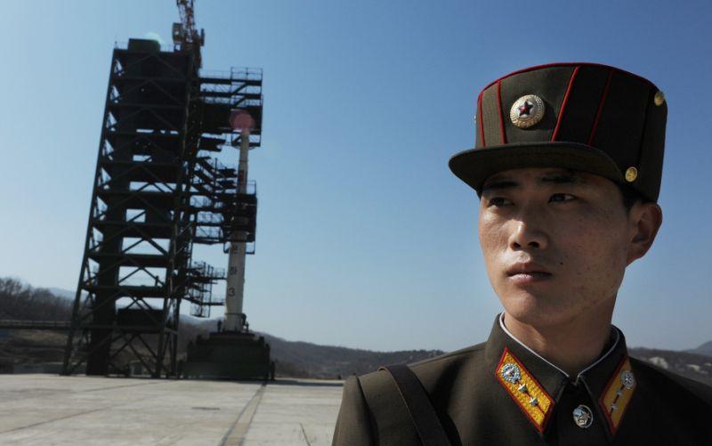 Na meji med Severno in Južno Korejo znova prišlo do izmenjave ognja, Trump »vesel« zaradi vrnitve Kim Jong-una