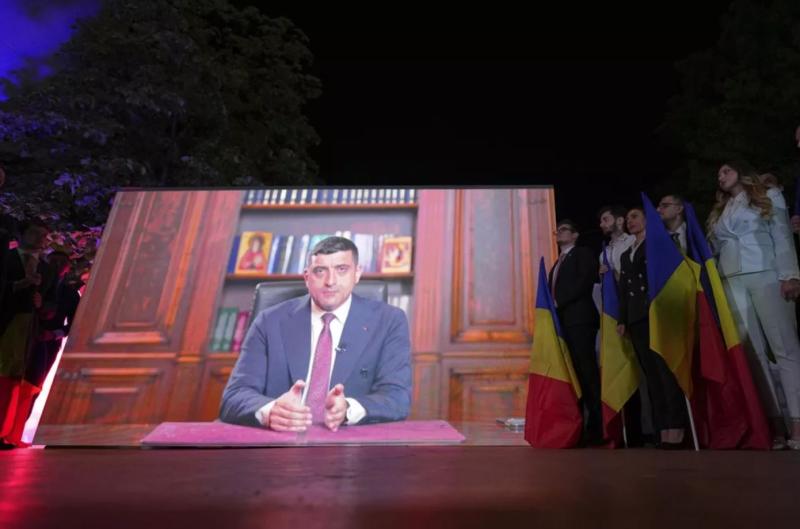 V Romuniji vodi do EU in Ukrajine kritičen kandidat desnice: »Ljudstvo je vstalo, ostal bom zvest Georgescuju!«