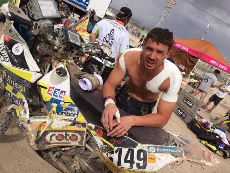 Marčič padel, rama boli, a Mariborčan nadaljuje reli Dakar