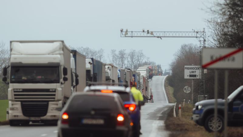 Slovaška zaprla vse mejne prehode z Ukrajino