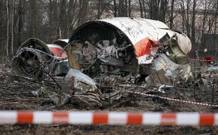 ESČP: Poljska z ekshumacijo žrtev nesreče pri Smolensku kršila pravice svojcev