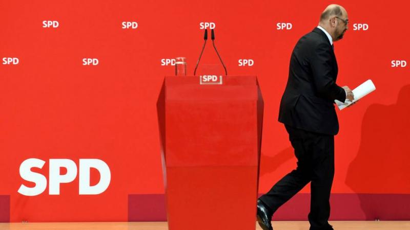 V Nemčiji ob grožnji novih volitev buren kongres SPD