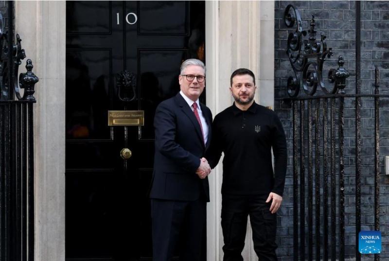 Voditelji evropskih držav so se zbrali v Londonu, kjer razpravljajo o »mirovnem načrtu za Ukrajino«