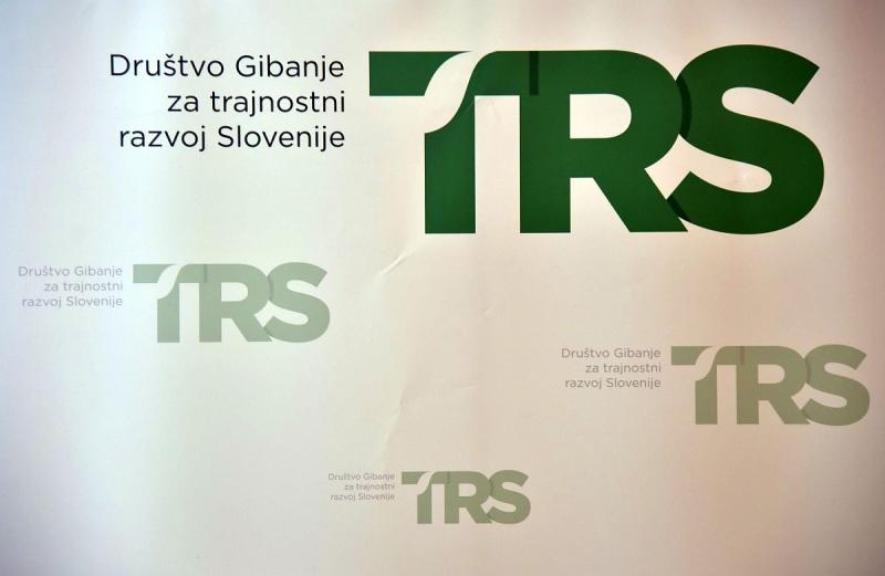 Trs z veliko večino za združitev z IDS