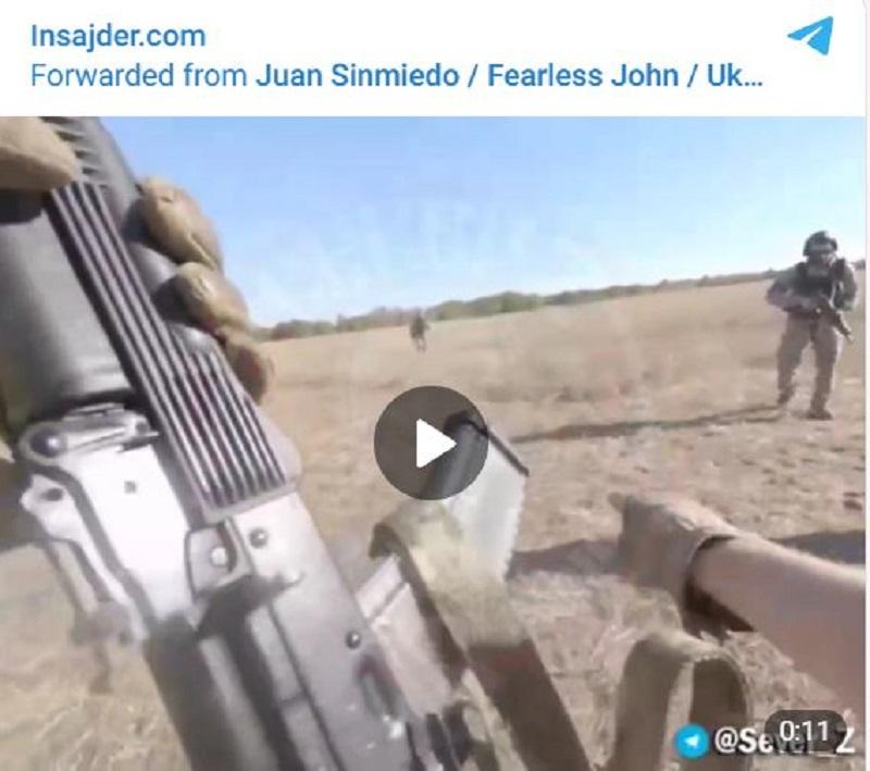 Ko se upre »topovsko meso«: Posnetek razkril, kako ukrajinski vojaki streljajo na svoje soborce, tuje plačance!