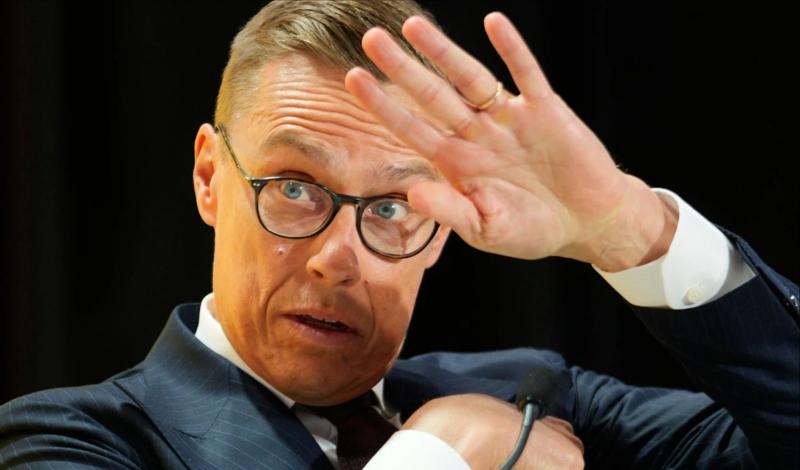 Finski predsednik na muhi kritikov zaradi politike do Rusije: »Pije preveč ukrajinske vodke«