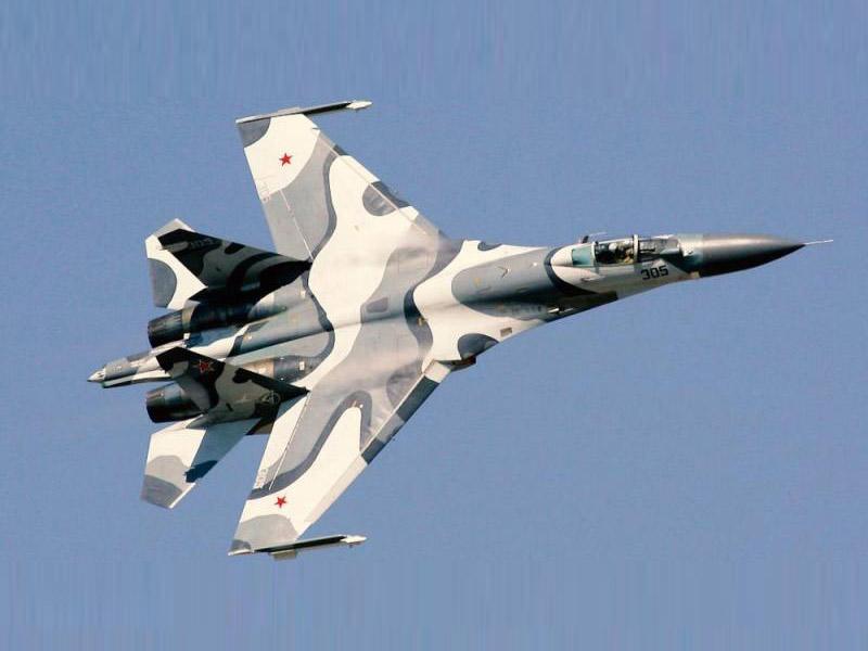 Zaostritev pred »provokacijo«: Rusija na Krim razporedila več kot deset letal Su-27 in Su-30