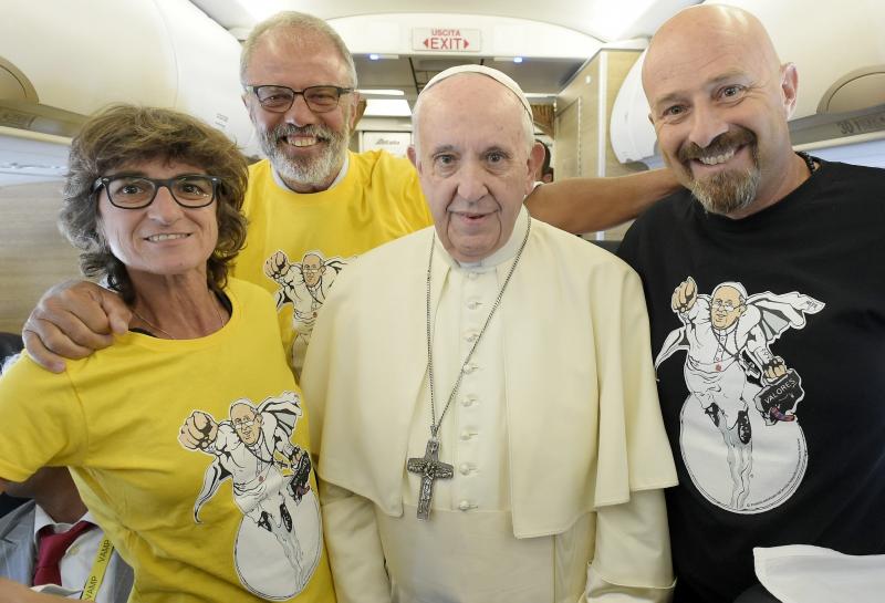 Papež izrazil sram in trpljenje zaradi spolnih zlorab na Irskem