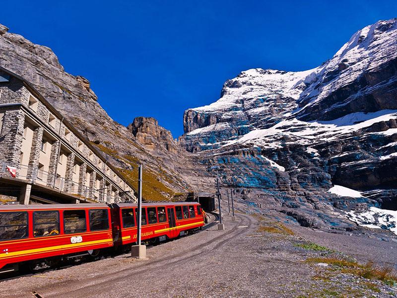 Švica vse bližje uresničitvi projekta podzemne tovorne železnice