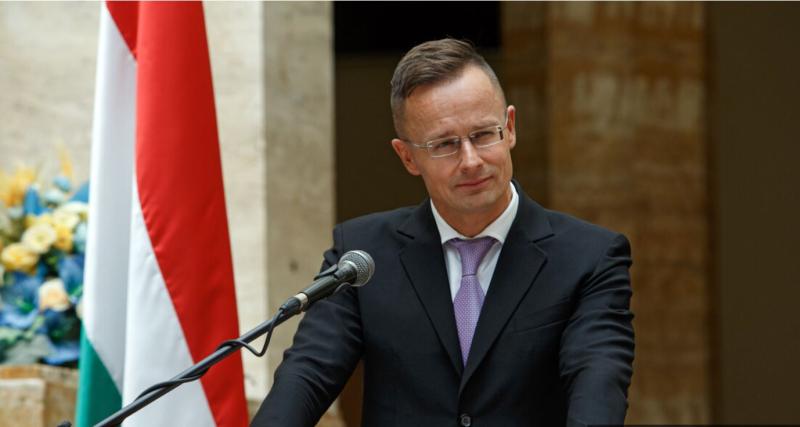 Szijjártó: Evropa je potonila v vojno psihozo, hinavsko držo, češ da ni pogojev za mirovna pogajanja