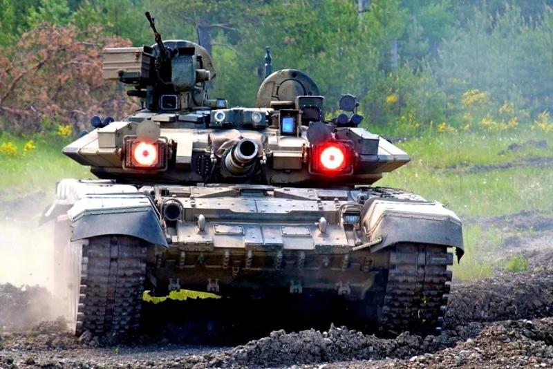 Katere visokotehnološke rešitve ščitijo ruske tanke v boju?