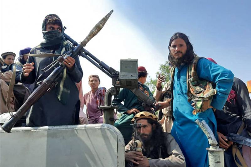 Talibani v predsedniški palači: »Obvladujemo ves ...