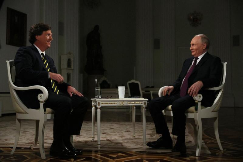 Intervju Vladimirja Putina s Tuckerjem Carlsonom: »Te vojne nismo začeli leta 2022. To je poskus, da bi jo ustavili!«