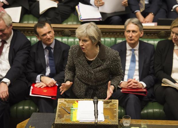 Britanska vlada podprla osnutek dogovora o brexitu 