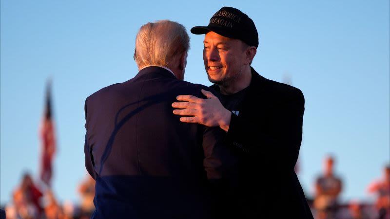 Na kraju zločina: Donald Trump obljubil, da bodo ZDA z Muskovimi raketami Mars dosegle do leta 2028