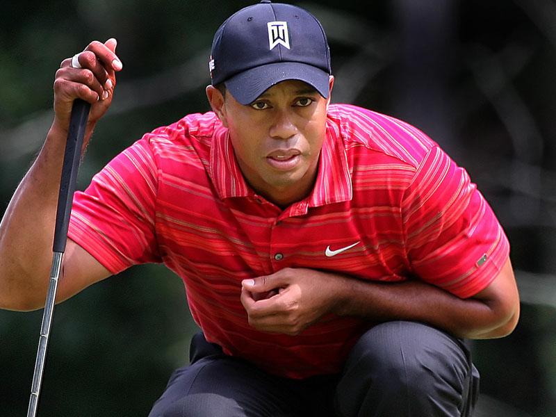 Tiger Woods se vrača na zelenice