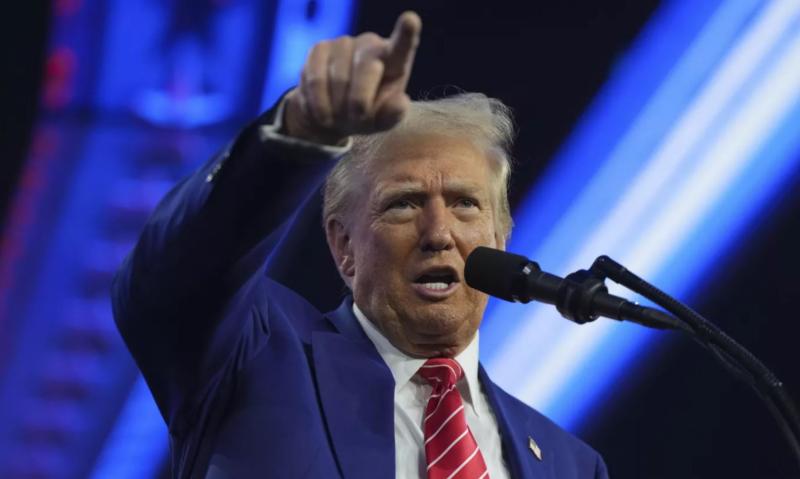 Imperij mora rasti: Trump želi zares kupiti Grenlandijo in Panamski prekop