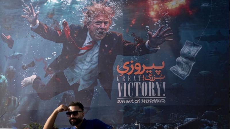 Iran razglaša »cono prepovedi« v Perzijskem zalivu: Nova raketa preizkušena proti ameriški ladji