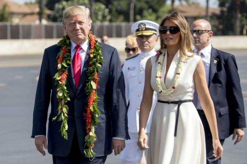 Trump na poti na azijsko turnejo obiskal Havaje