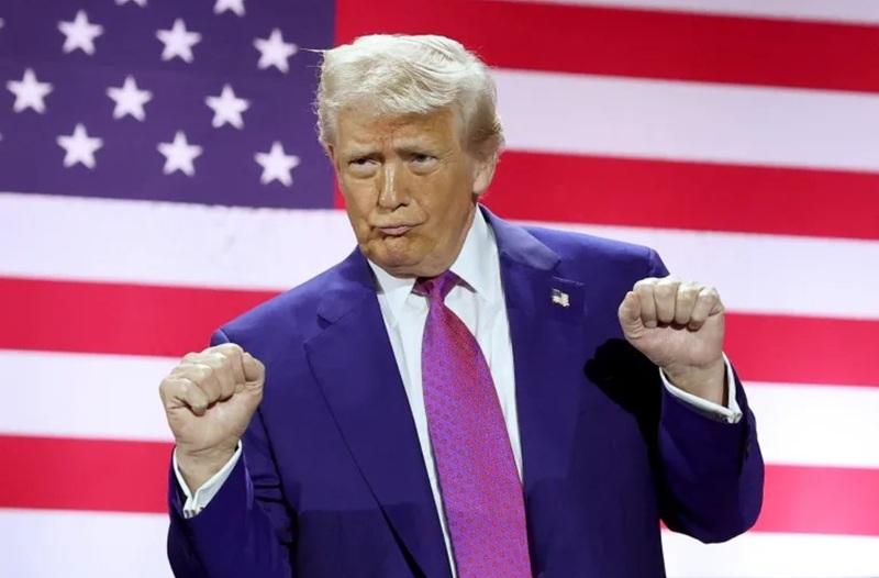Trumpov rop: Kako je ameriški predsednik dobil 1,8-milijardni »fond za prijatelje in družino« z doživljenjsko imuniteto