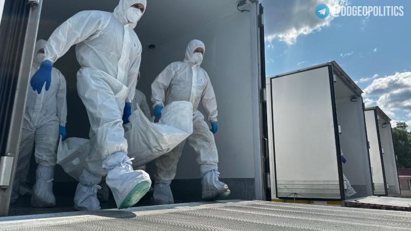 Še ena menjava trupel: 24 ruskih za 261 ukrajinskih, pri ujetnikih pa se zatika, Ukrajina jih noče nazaj
