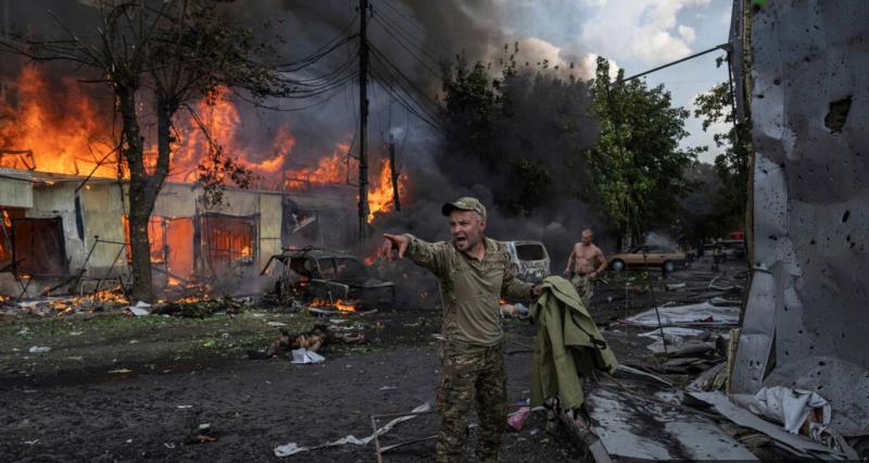 Ameriški marinec: Ukrajina je vsak dan šibkejša, izgubila bo ozemlja še pred pogajanji