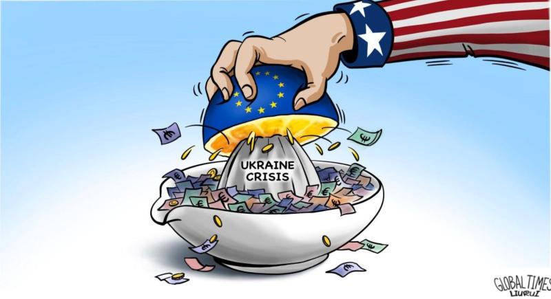 Tucker Carlson: Dolar sunkovito propada, konflikt z Rusijo je zadnja stvar, ki si jo ZDA lahko privoščijo