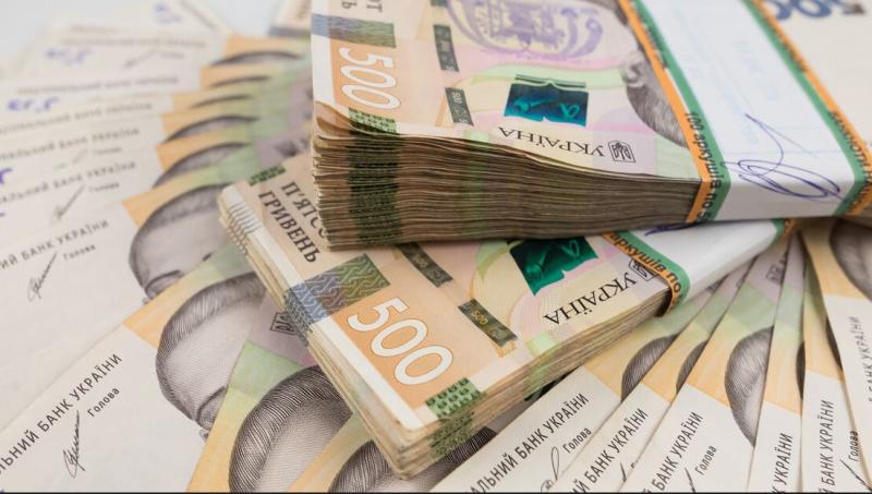 Ukrajinski državni dolg od puča na Majdanu poskočil za 16-krat: Dvignili več kot 200 milijard dolarjev