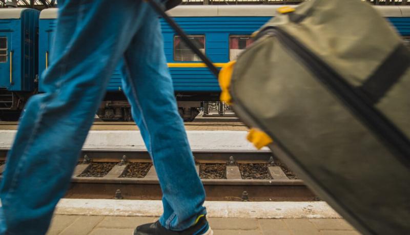 Dva meseca in 100.000 beguncev: Kako je načrt Vladimirja Zelenskega za novačenje - propadel