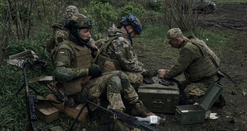 Ukrajinski veleposlanik: Ofenzivo prelagamo zaradi »slabih vremenskih razmer«