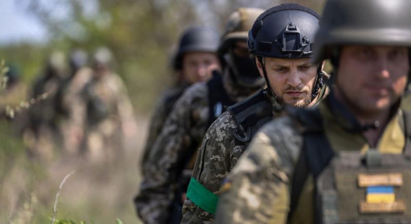 Ukrajinski topničarji likvidirali lastne vojake: Poskušali so se predati Rusom