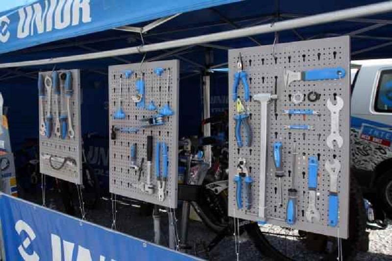 Unior po treh mesecih z nižjim dobičkom kot lani