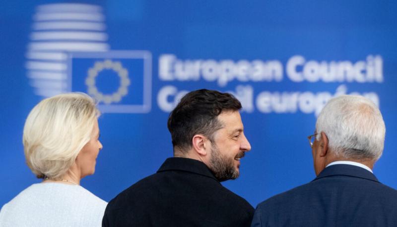Novo ropanje državljanov EU: Evropska komisija odobrila dodatne milijarde za oboroževanje Ukrajine