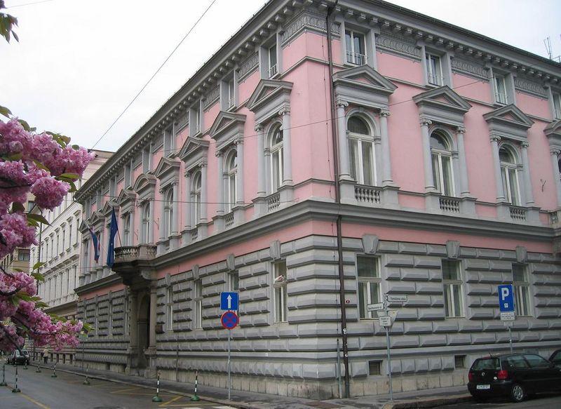 Ustavno sodišče zavrglo ustavni pritožbi Banke Slovenije in ECB glede preiskav