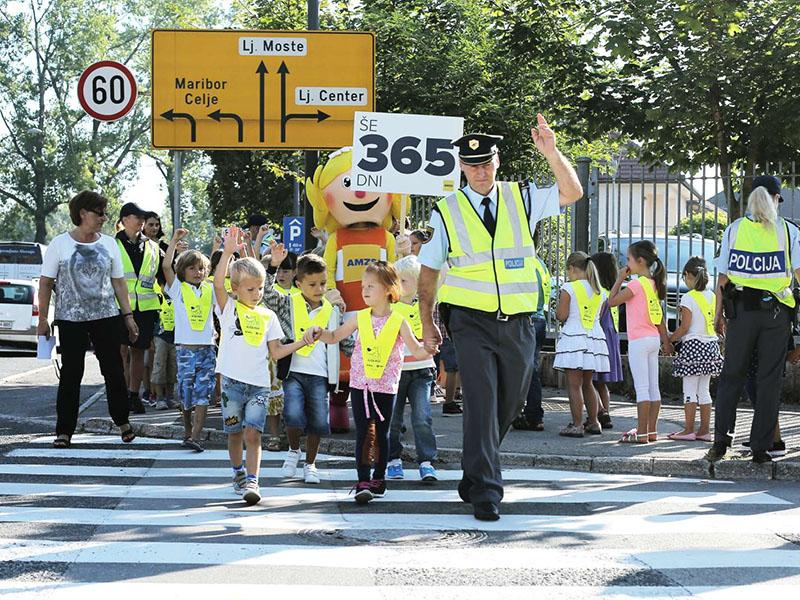 Policija: Otroci naj bodo v prometu varni vse leto