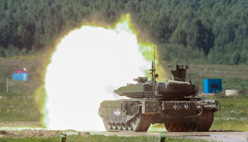 Ukrajinci vadijo na tankih iz muzeja: Izkopali so jim jarke kot v prvi svetovni vojni