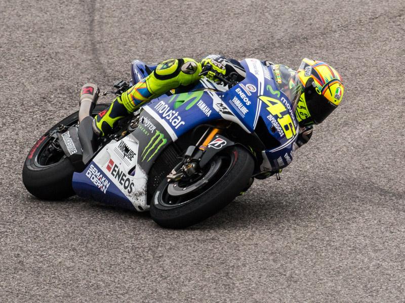 Valentino Rossi tokrat brcnil gospo srednjih let